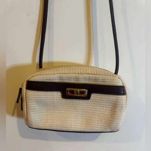 Etienne Aigner Cream and Brown Shoulder Bag - Picture 2 of 12